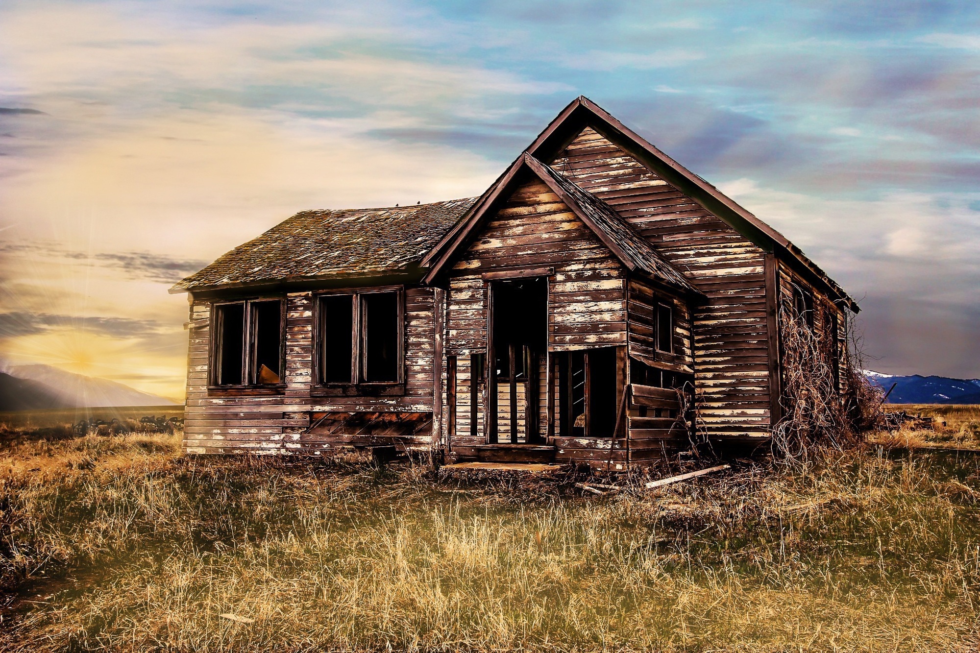 Image jigsaw puzzle titled Abandoned House