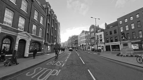 Video jigsaw puzzle titled London City Street