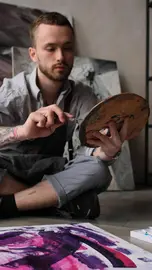 Video jigsaw puzzle titled Sitting artist painting