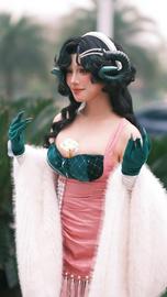 Cosplay Girl
