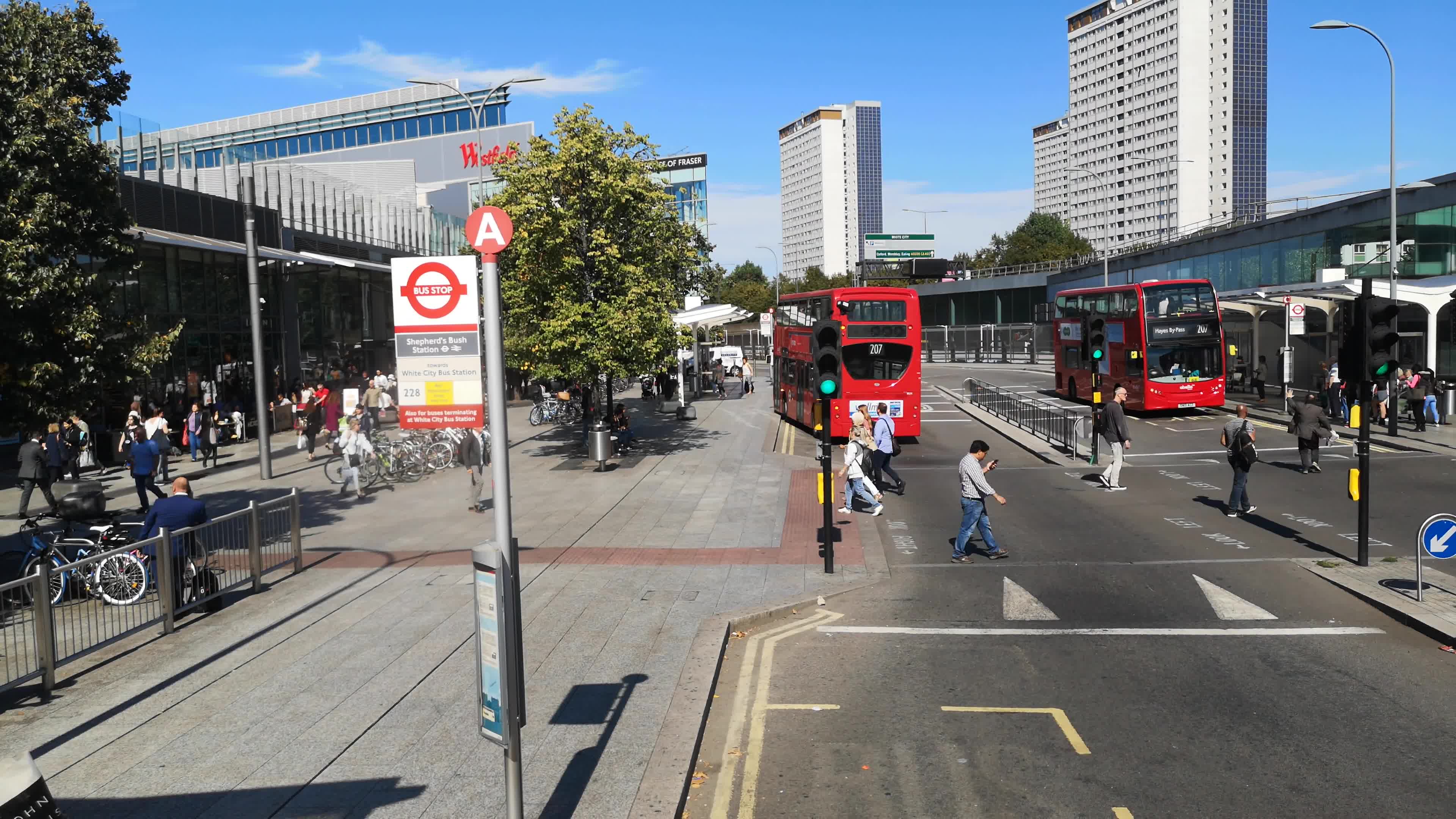 Bussy City - Interactive Video Jigsaw Puzzle | Jumpcut Jigsaw Puzzles