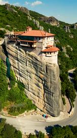 Video jigsaw puzzle titled Meteora monastery
