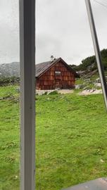 Video jigsaw puzzle titled Rainy Mountain Morning