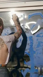 Video jigsaw puzzle titled Graffiti Artist Painting