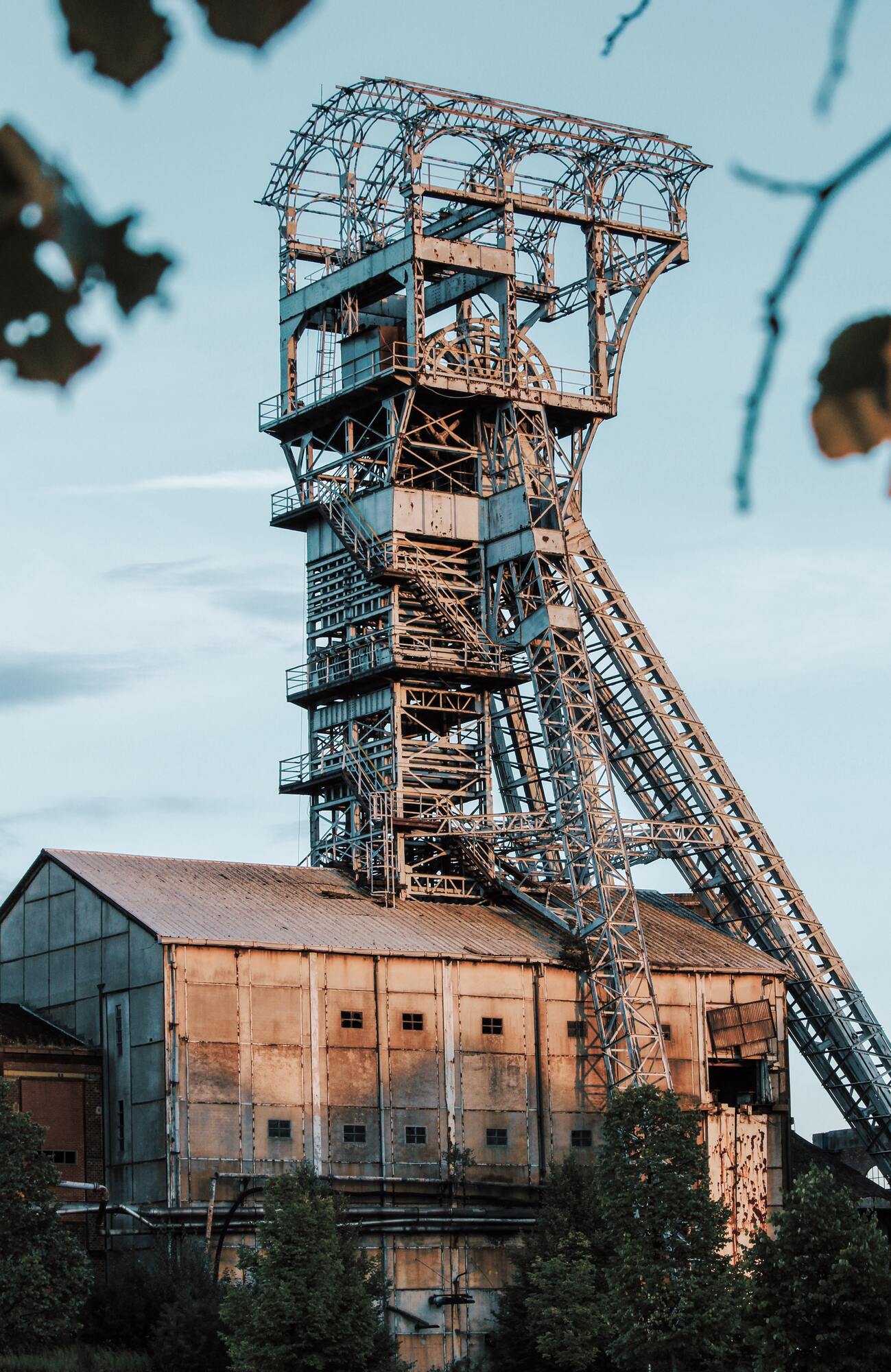 Image jigsaw puzzle titled Abandoned Mine