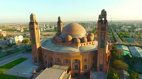 Grand Jamia Mosque Lahore