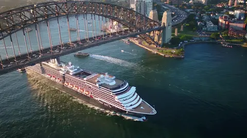 Cruise Ship