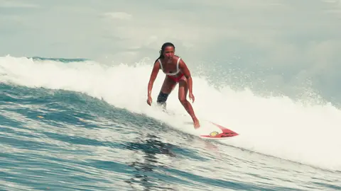 Surfing Waves Mentawai Islands